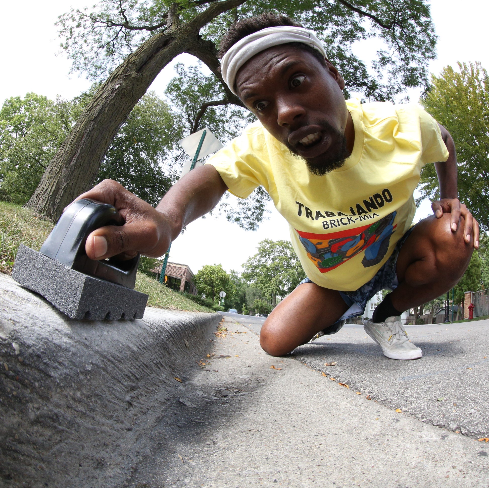 Trabajando Rub Bricks - Trabajando Skate Apparel